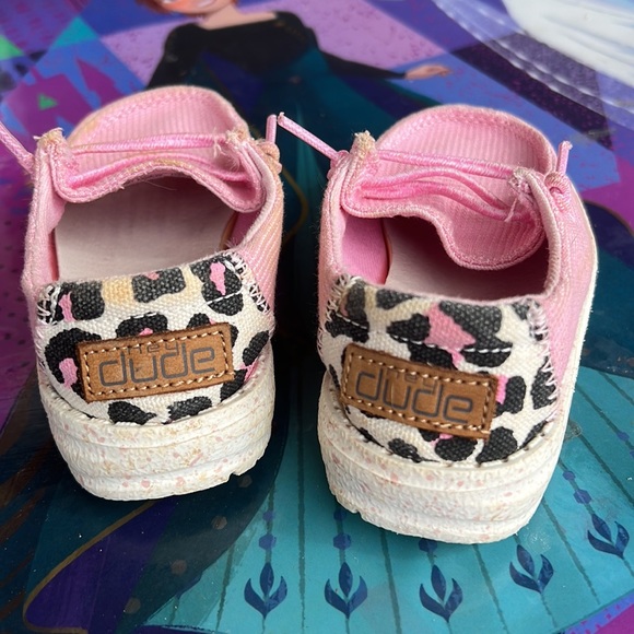 Hey dude In a Pretty Pink - Picture 2 of 3